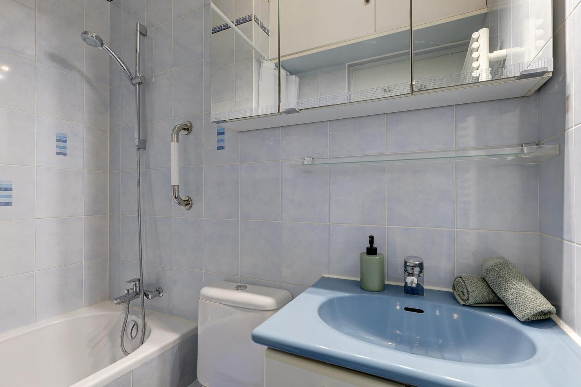 Heart Of 1br Cozy Flat Appartement Parijs